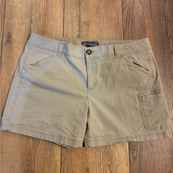 Eddie Bauer Women’s Casual Tan Shorts - Picture 1 of 3